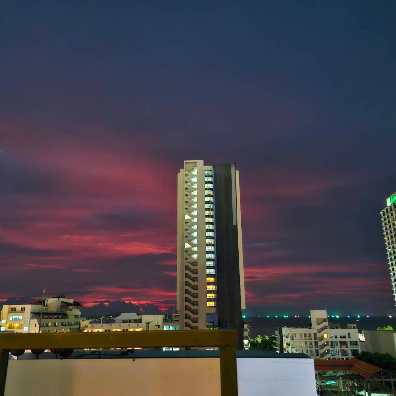 Xq Pattaya Hotel Exteriér fotografie